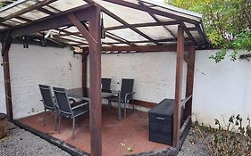 Magnolia Green Garden New And Fully Equipped